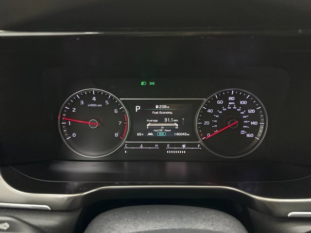 Used 2022 Kia Sorento LX image 11