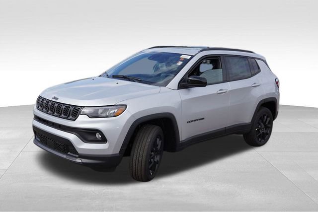 New 2025 Jeep Compass Latitude w/ Sun & Sound Group image 7