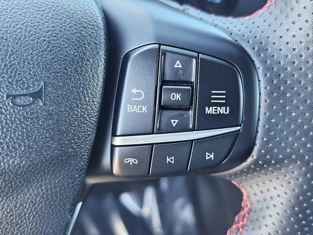 Used 2025 Ford Escape ST-Line image 30