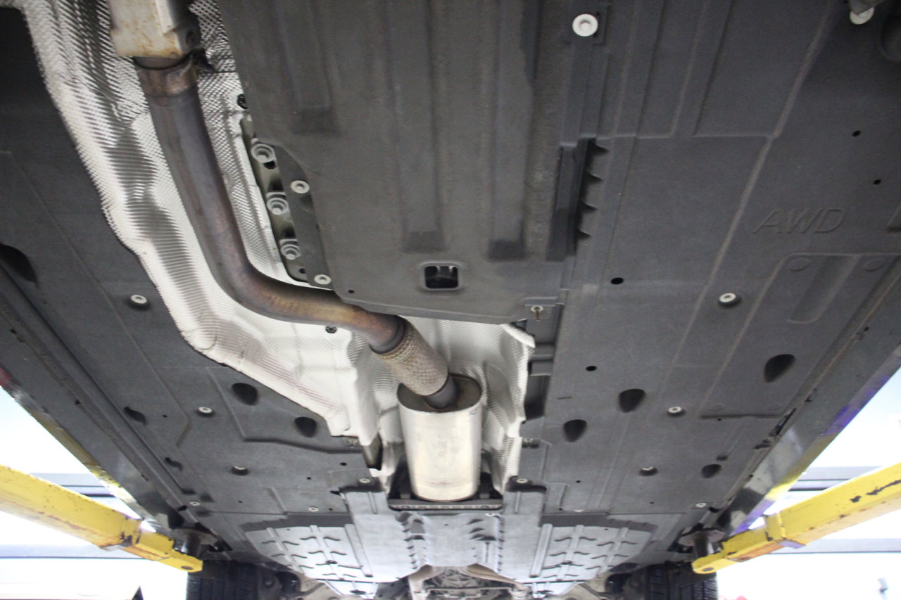 Used 2024 Jaguar XF R-Dynamic SE image 95