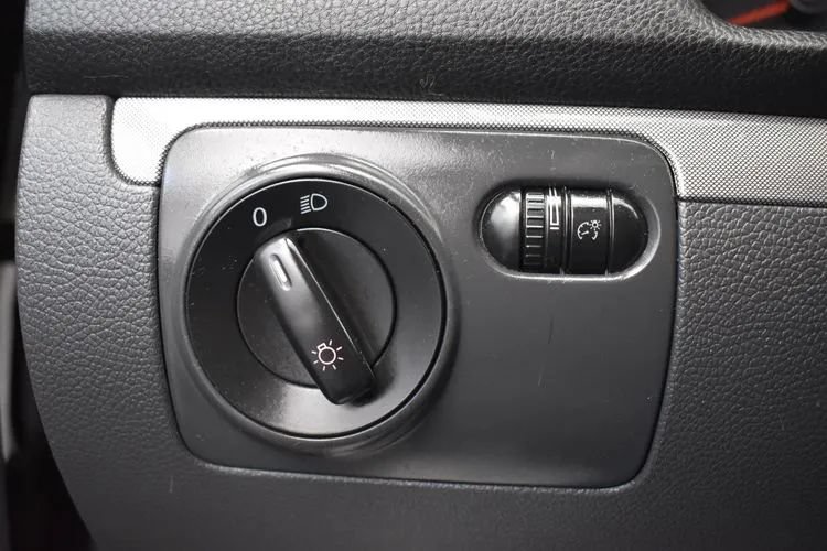 Used 2008 Volkswagen Jetta SE FWD image 22