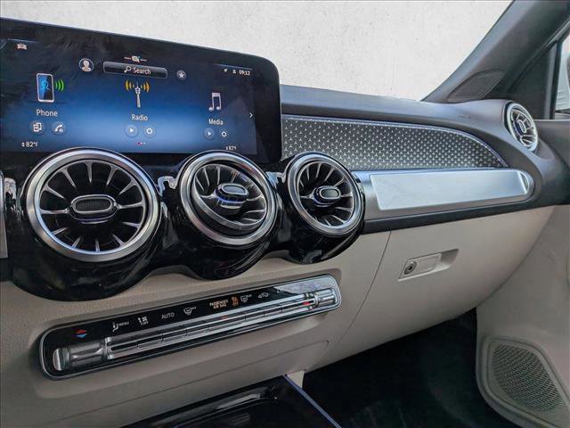 Certified 2025 Mercedes-Benz GLB 250 image 13