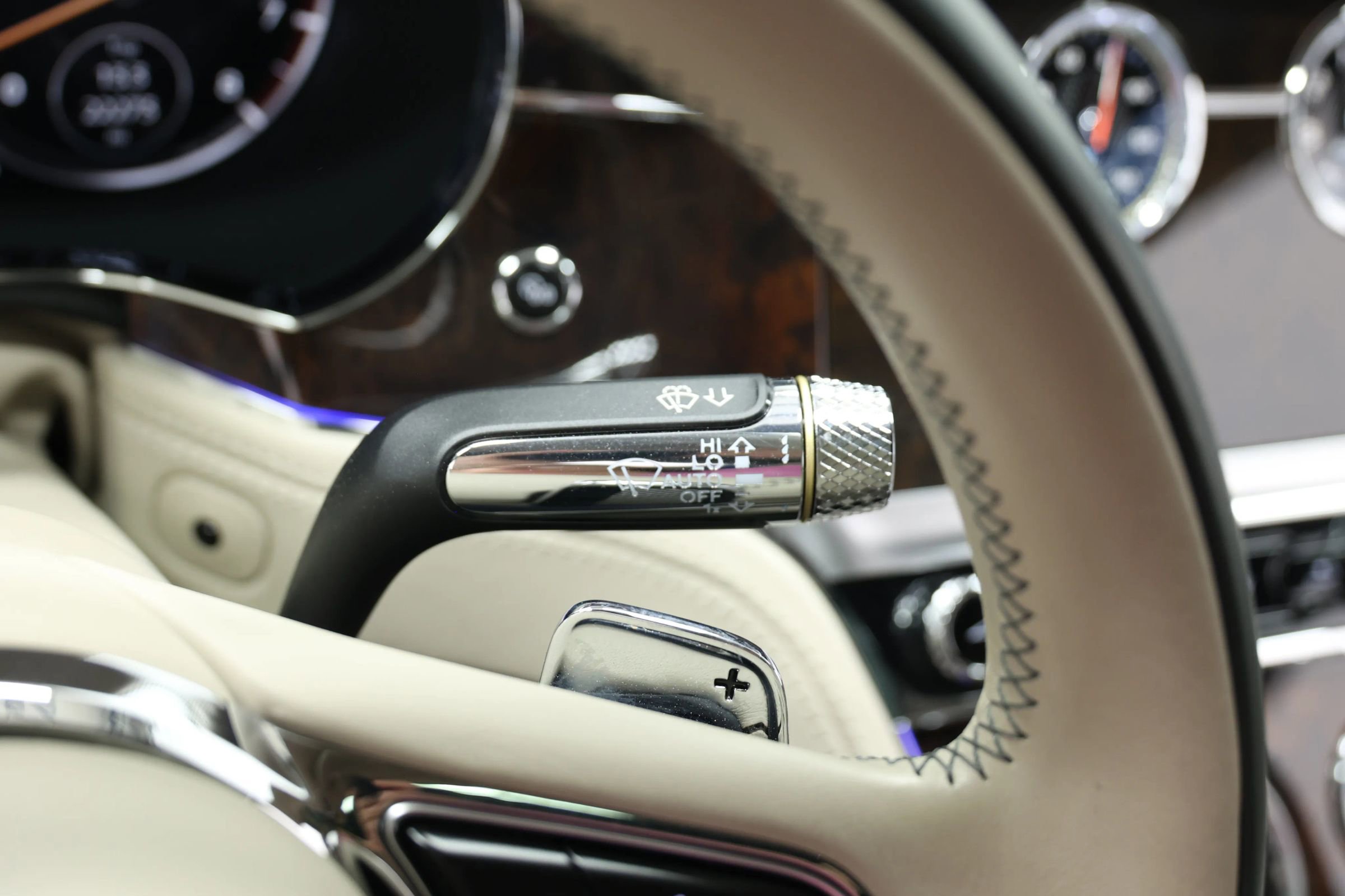 Used 2021 Bentley Continental GT image 32