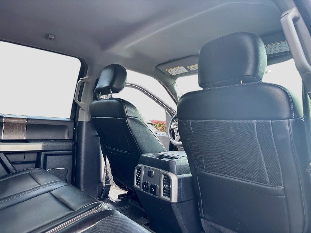 Used 2018 Ford F250 Lariat w/ Lariat Value Package AWD/4WD image 23