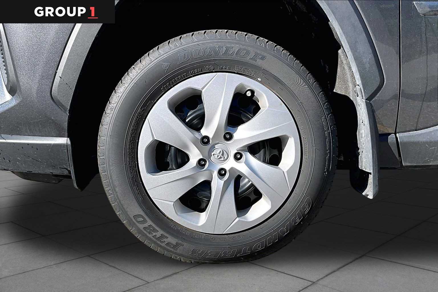 Used 2025 Toyota RAV4 LE AWD/4WD image 11