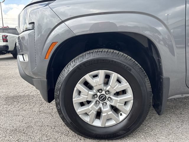 Certified 2023 Nissan Frontier SV w/ Technology Package AWD/4WD image 11