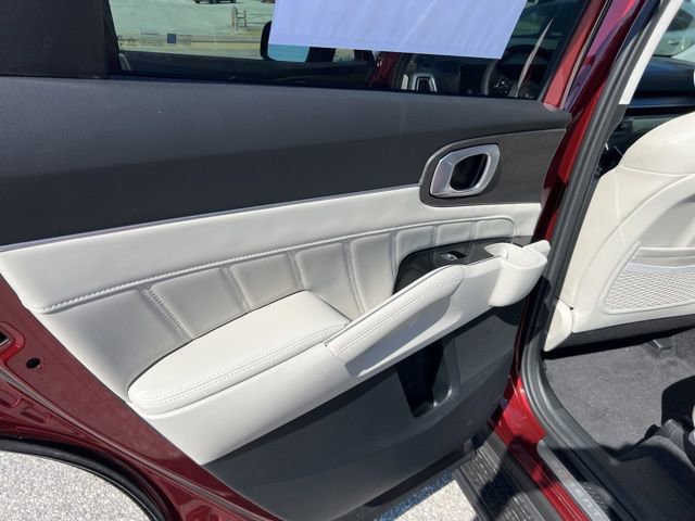 Used 2024 Kia Sorento SX image 15