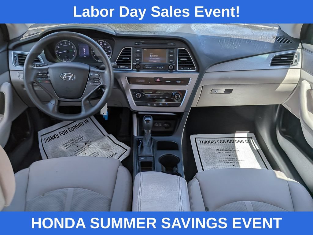 Used 2015 Hyundai Sonata SE w/ Option Group 09 FWD image 13