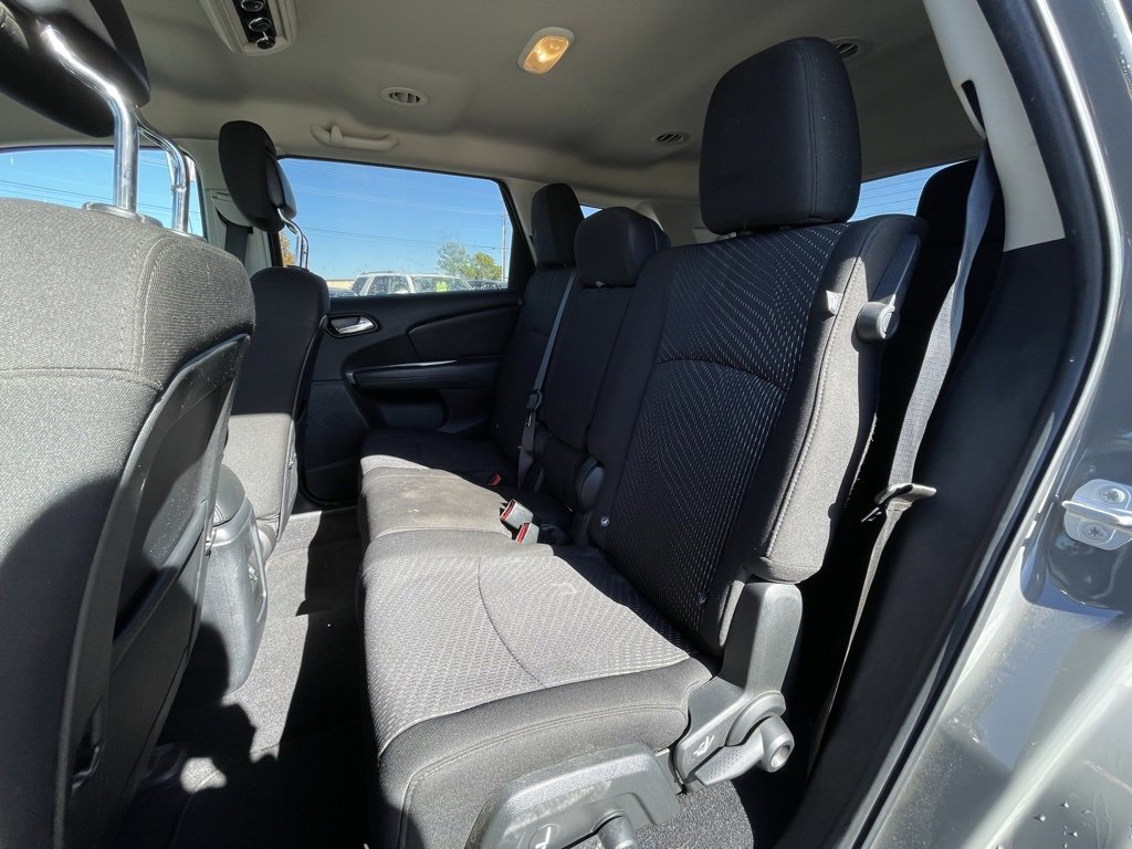 Used 2020 Dodge Journey SE w/ SE Popular Equipment Group image 24