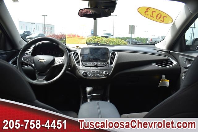 Used 2023 Chevrolet Malibu LT FWD image 3