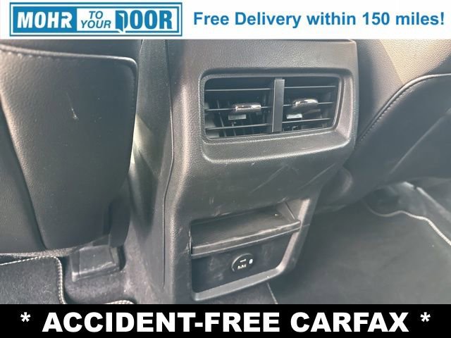 Used 2021 Ford Edge ST image 31