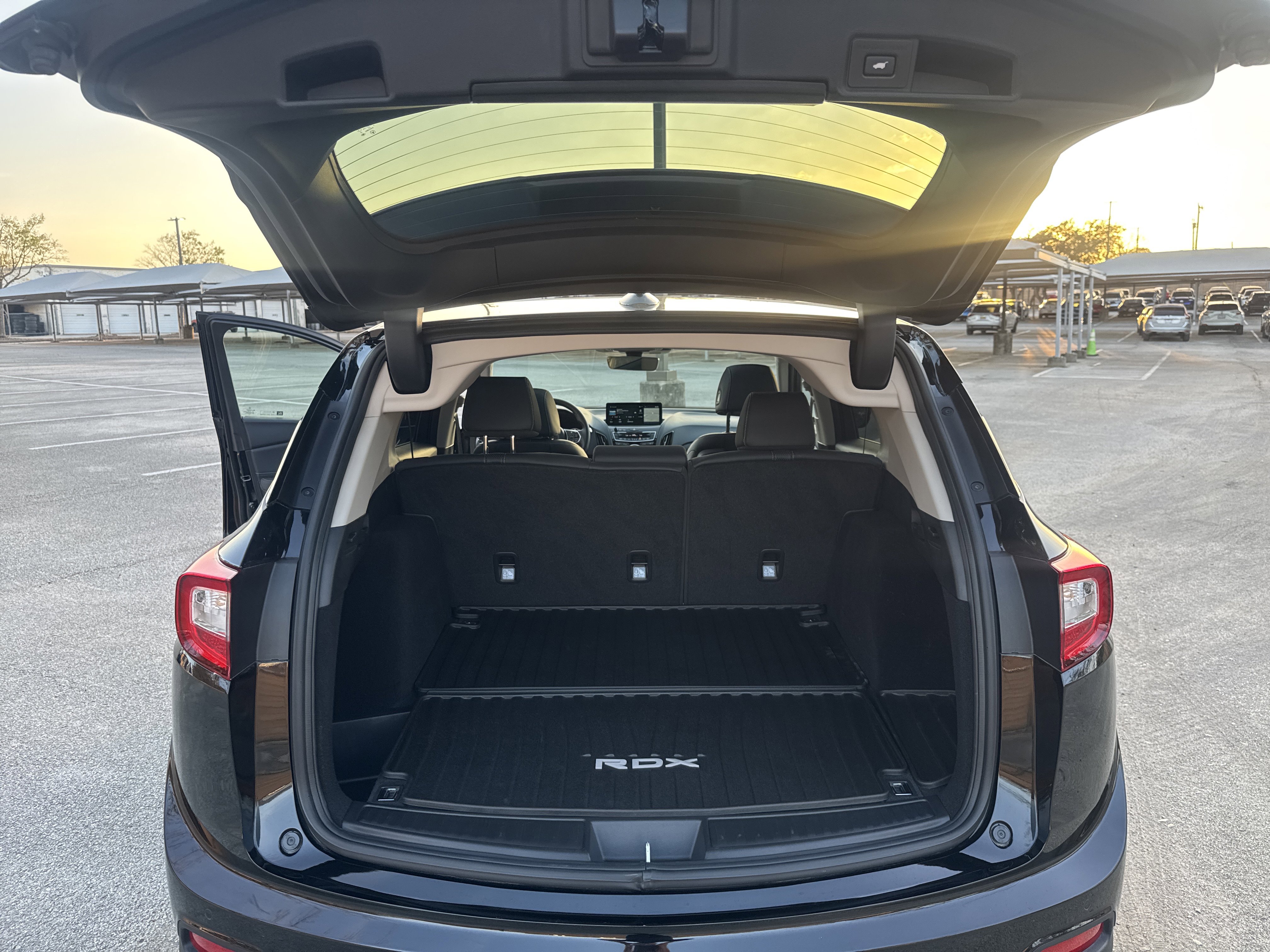 Used 2025 Acura RDX SH-AWD w/ Technology Package image 11