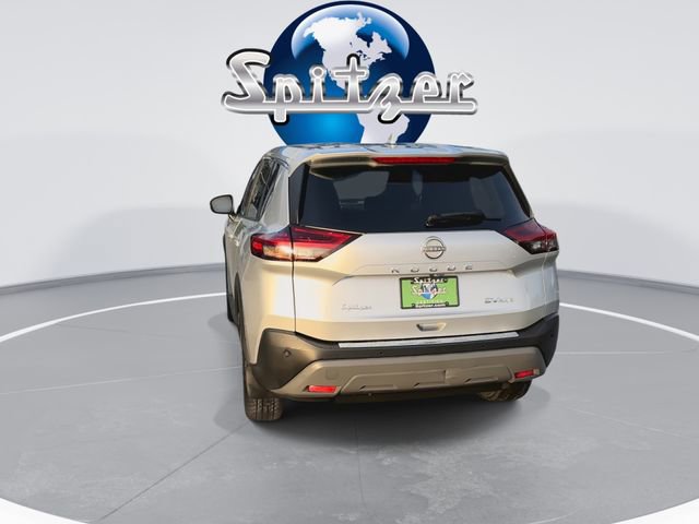 Used 2023 Nissan Rogue SV image 8