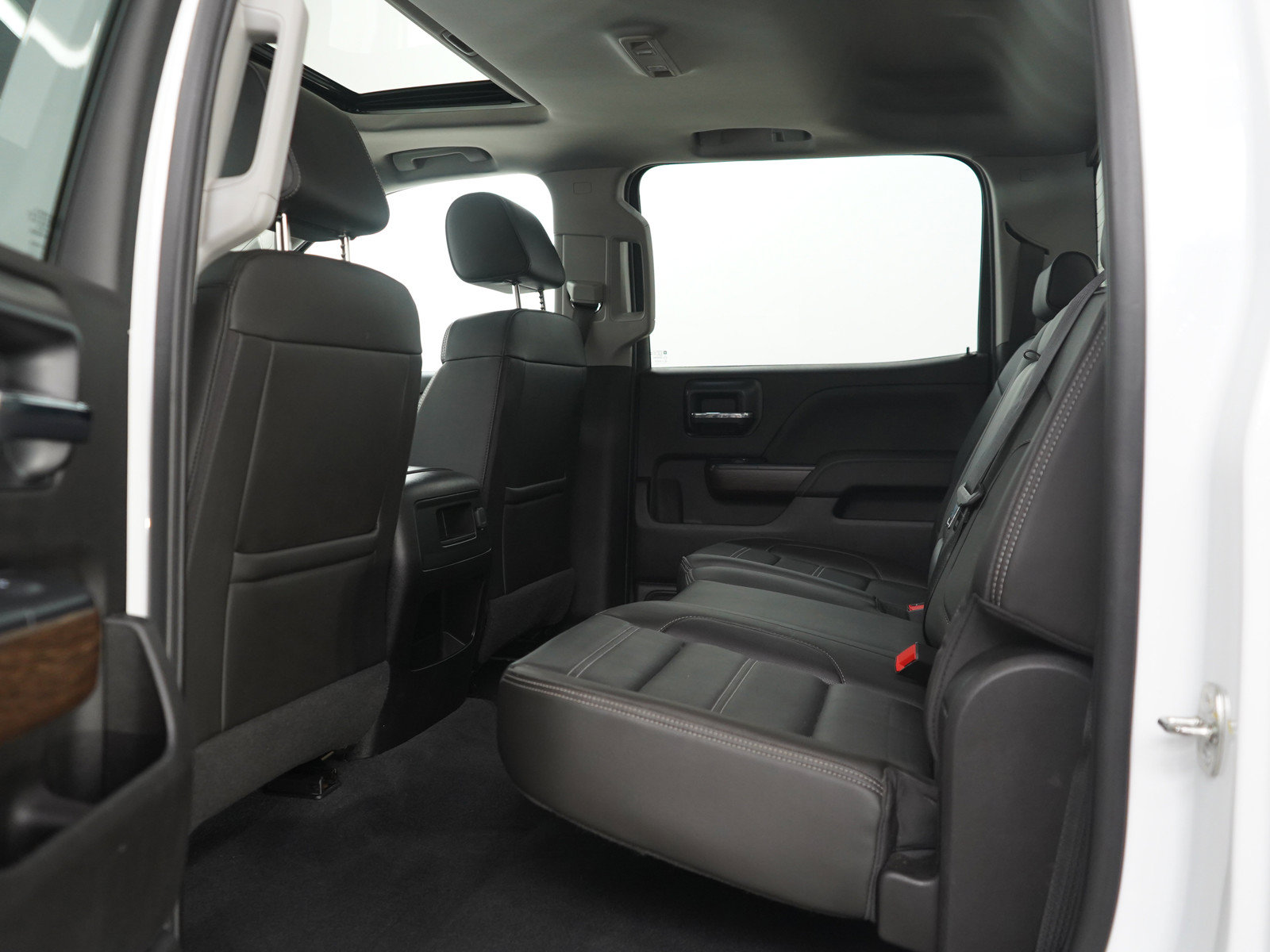 Used 2019 GMC Sierra 2500 Denali AWD/4WD image 16