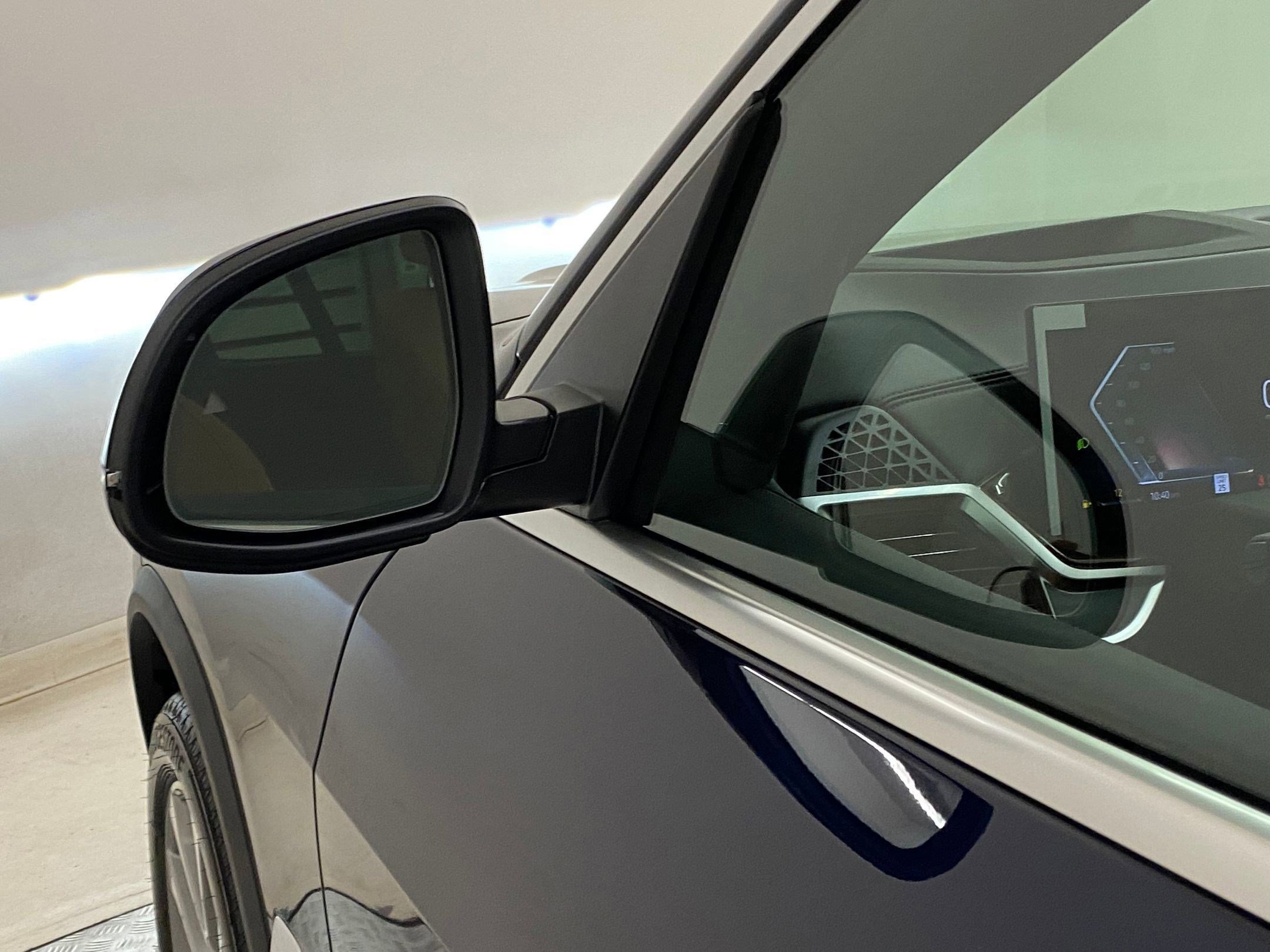 Used 2026 BMW X5 xDrive40i w/ Climate Comfort Package image 23