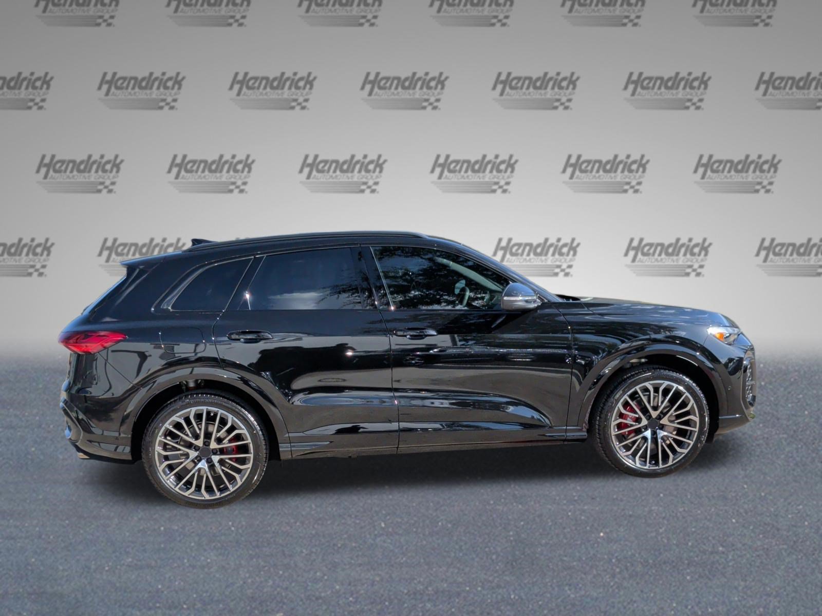 New 2026 Audi SQ5 Prestige AWD/4WD image 10