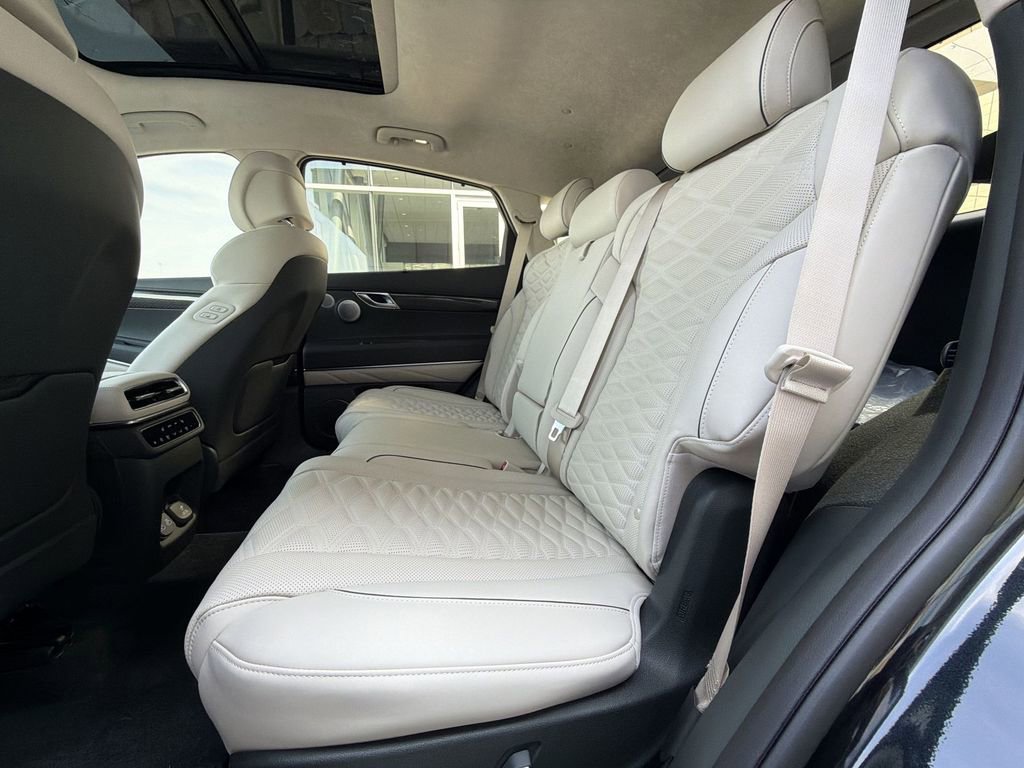 New 2026 Genesis GV80 3.5T e-SC image 25