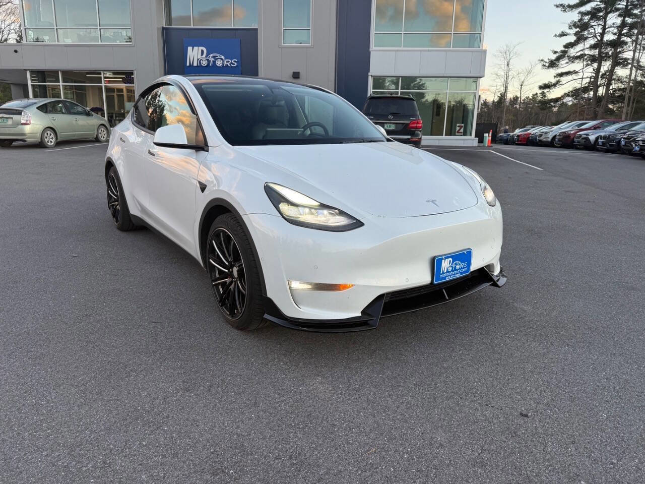 Used 2022 Tesla Model Y Performance image 4