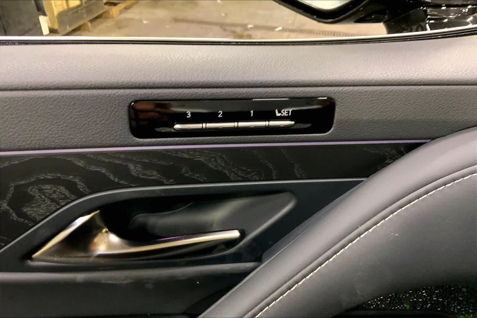 New 2026 Lexus LX 600 4WD w/ Luxury Package image 19