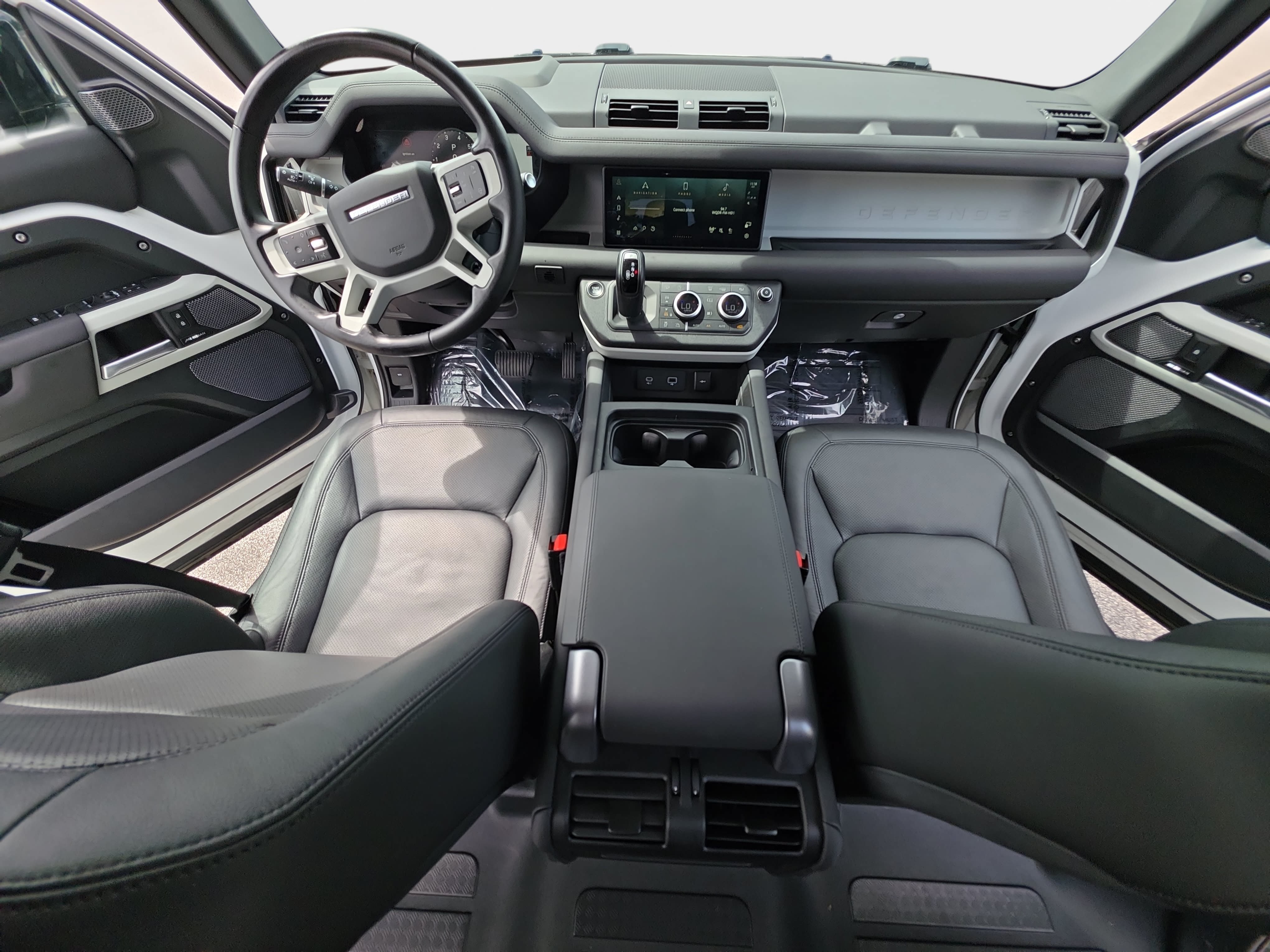 Used 2024 Land Rover Defender 110 S AWD/4WD image 9