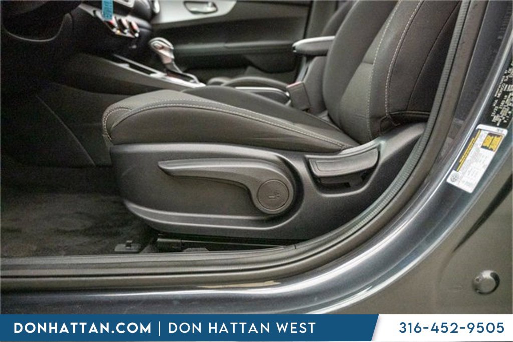Used 2024 Kia Forte LXS image 21