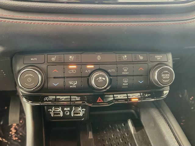 Used 2026 Dodge Durango GT AWD/4WD image 23