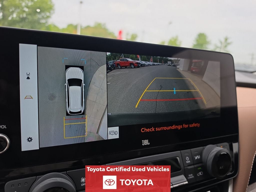 Certified 2025 Toyota Grand Highlander AWD image 19