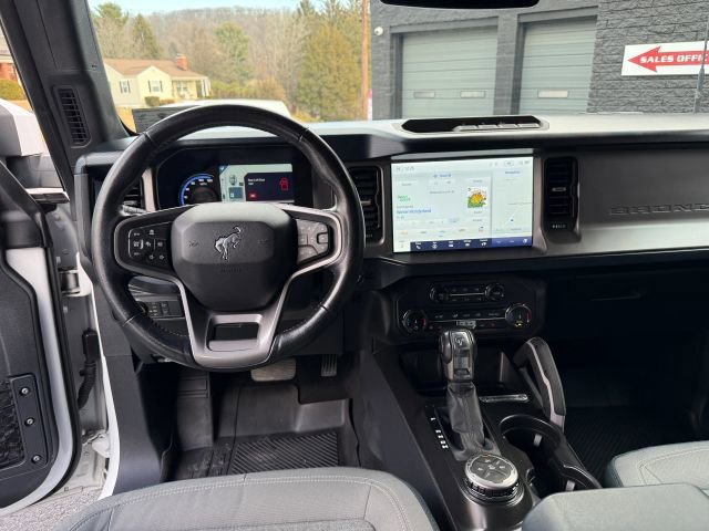 Used 2022 Ford Bronco Outer Banks image 37