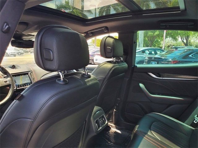 Used 2019 Maserati Levante AWD/4WD image 20
