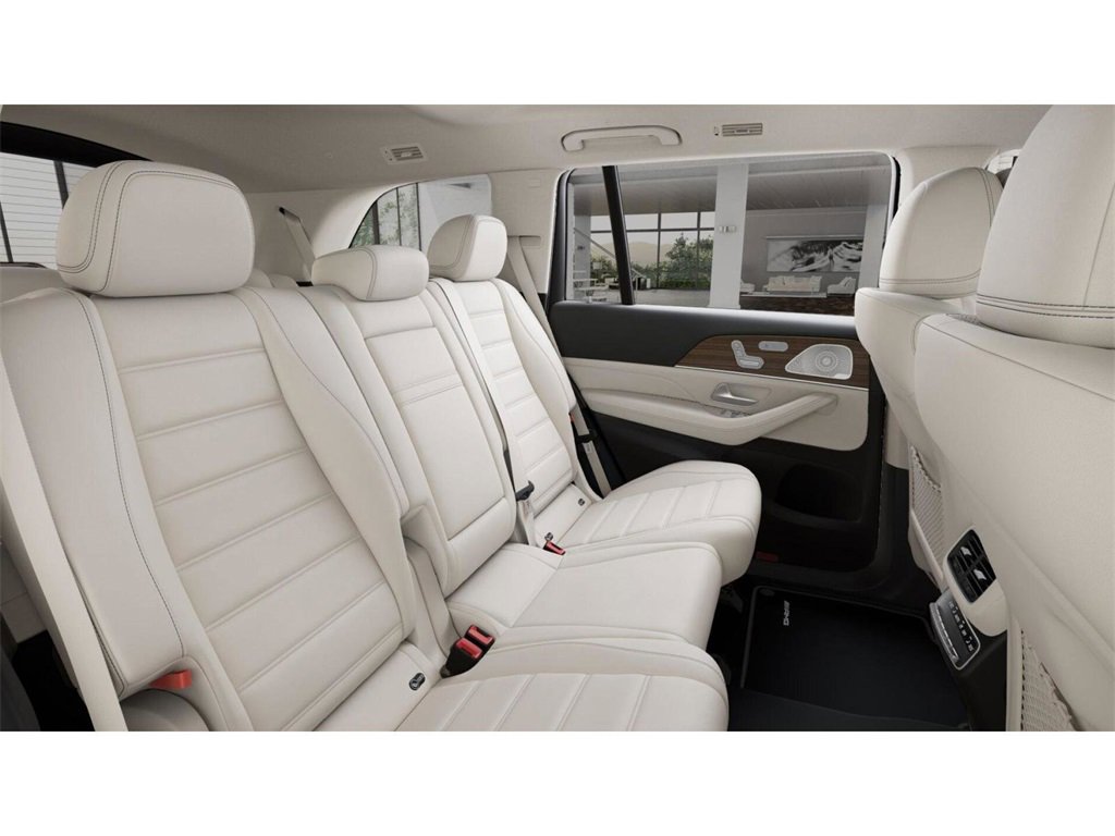 New 2026 Mercedes-Benz GLS 450 4MATIC image 5