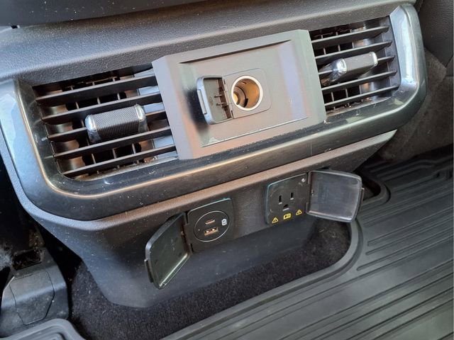 Used 2021 Ford F150 Lariat image 25