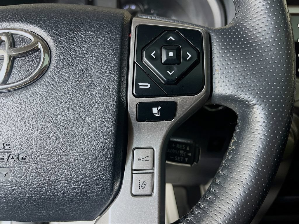Used 2024 Toyota 4Runner SR5 Premium w/ Moonroof Package AWD/4WD image 17