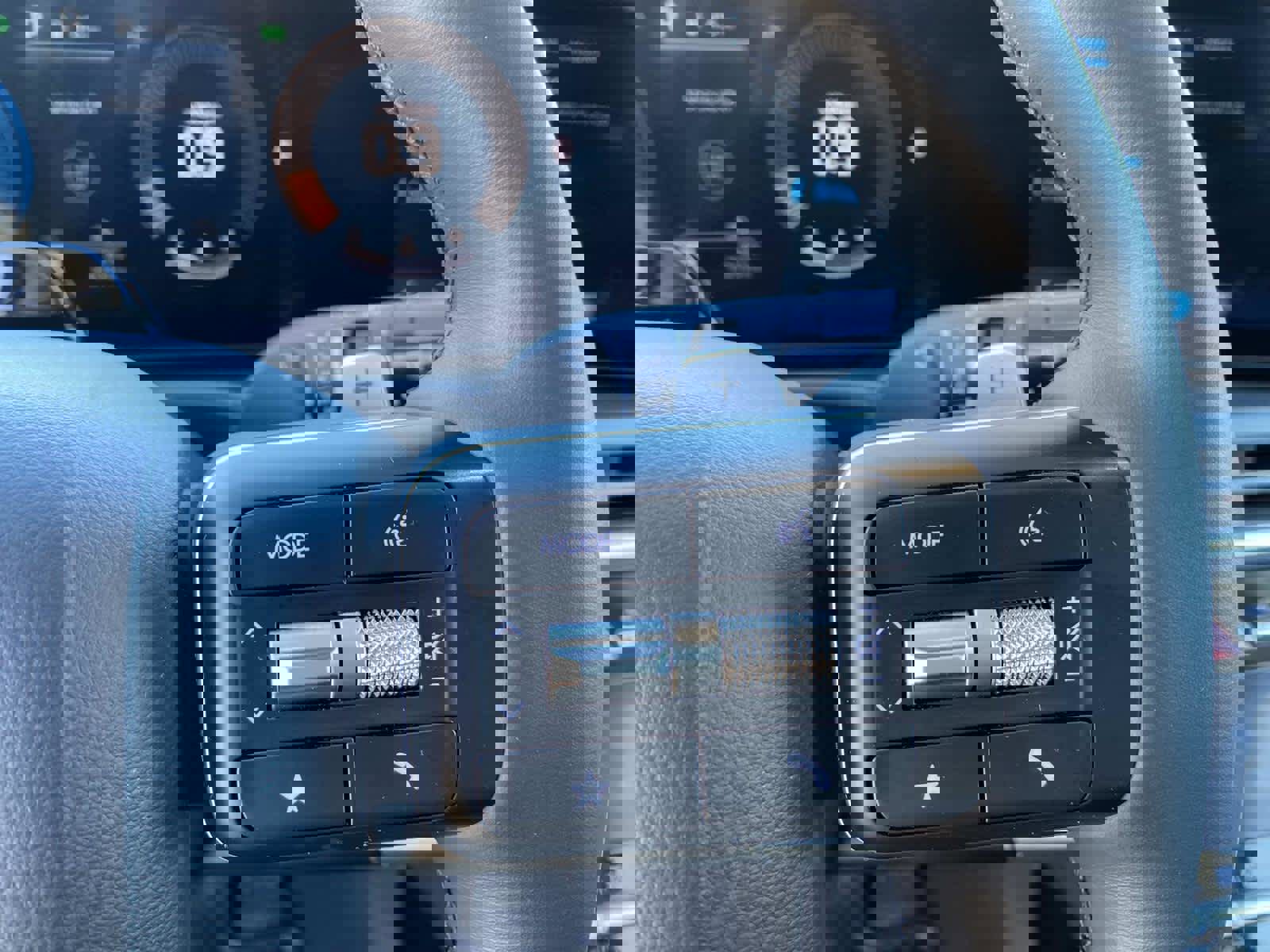 Used 2026 Hyundai Santa Fe SEL image 17