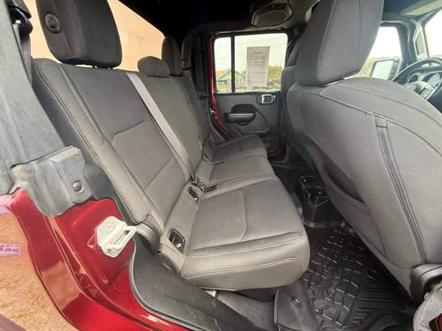 Used 2021 Jeep Gladiator Sport image 13
