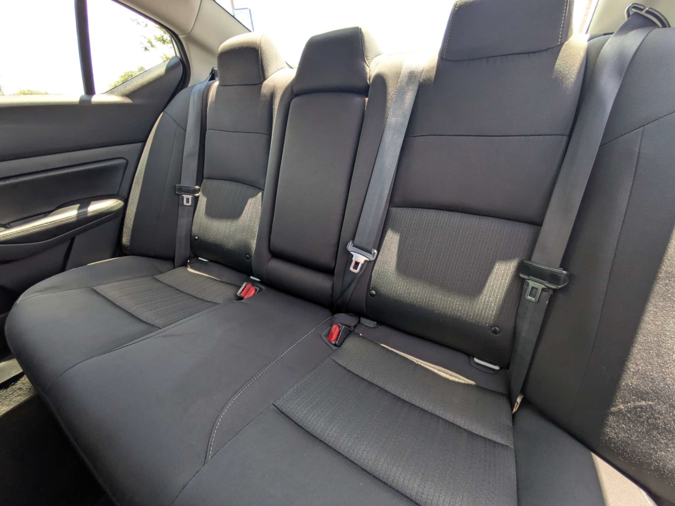 Used 2024 Nissan Altima 2.5 SV FWD image 7