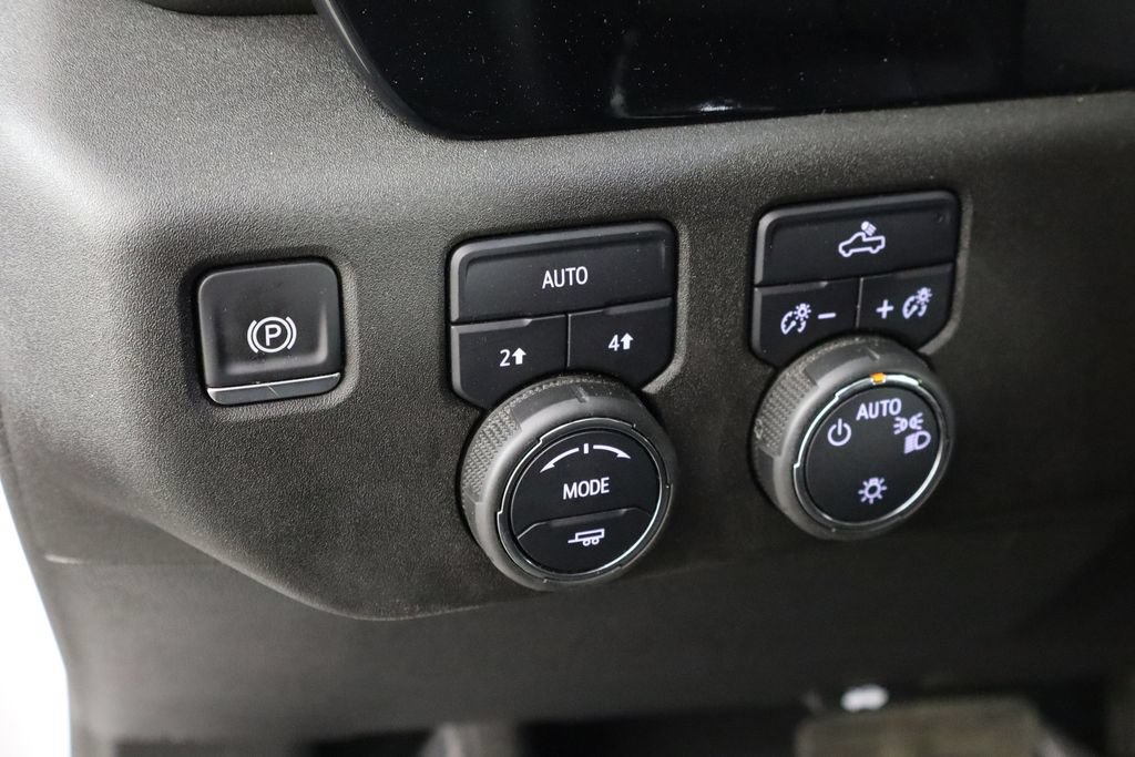 Used 2024 Chevrolet Silverado 1500 LT AWD/4WD image 22