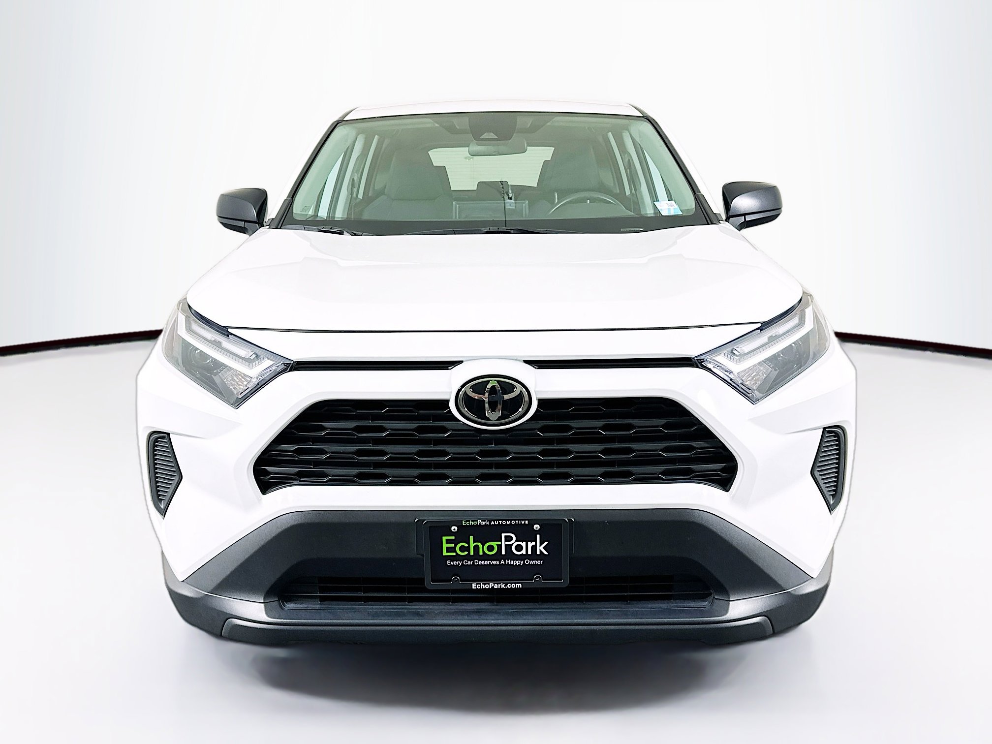 Used 2024 Toyota RAV4 LE image 2