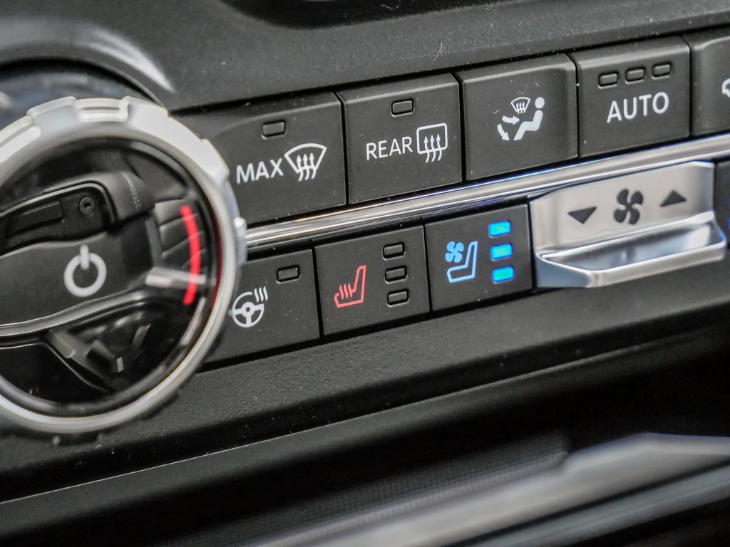 New 2026 Ford F250 Platinum image 37