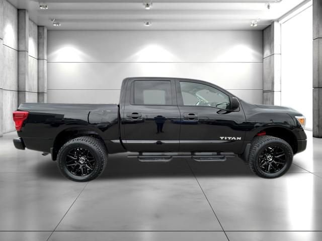 Used 2024 Nissan Titan SV w/ SV Convenience Package image 8