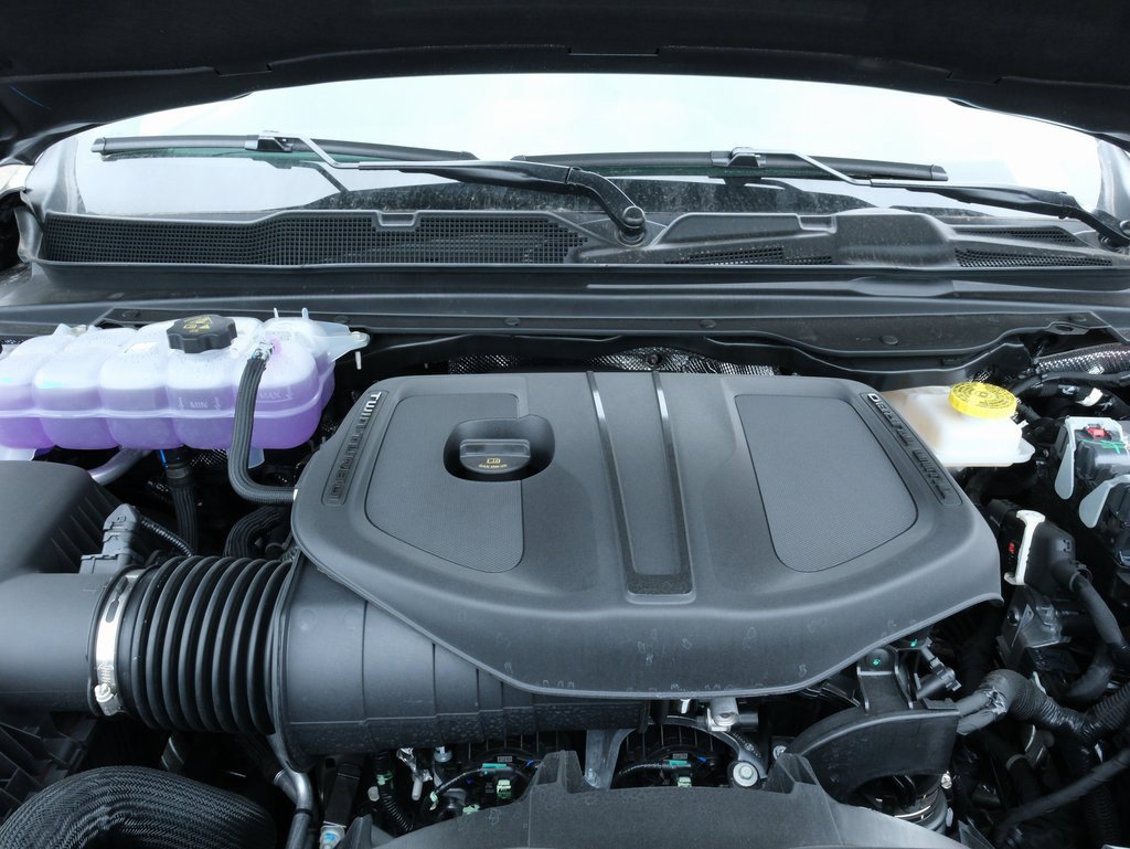 New 2026 RAM 1500 4x4 Crew Cab image 31