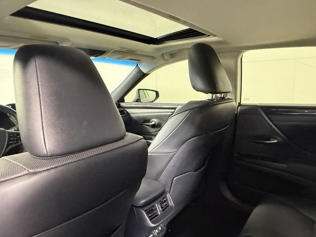 Used 2019 Lexus ES 350 w/ Accessory Package 2 FWD image 25