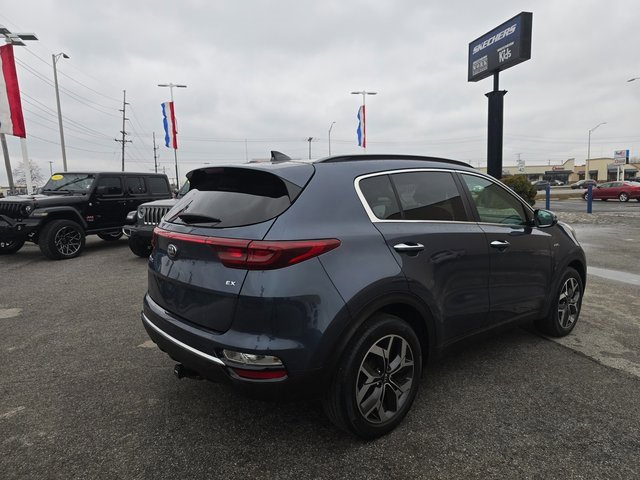 Used 2021 Kia Sportage EX w/ EX Technology Package image 5