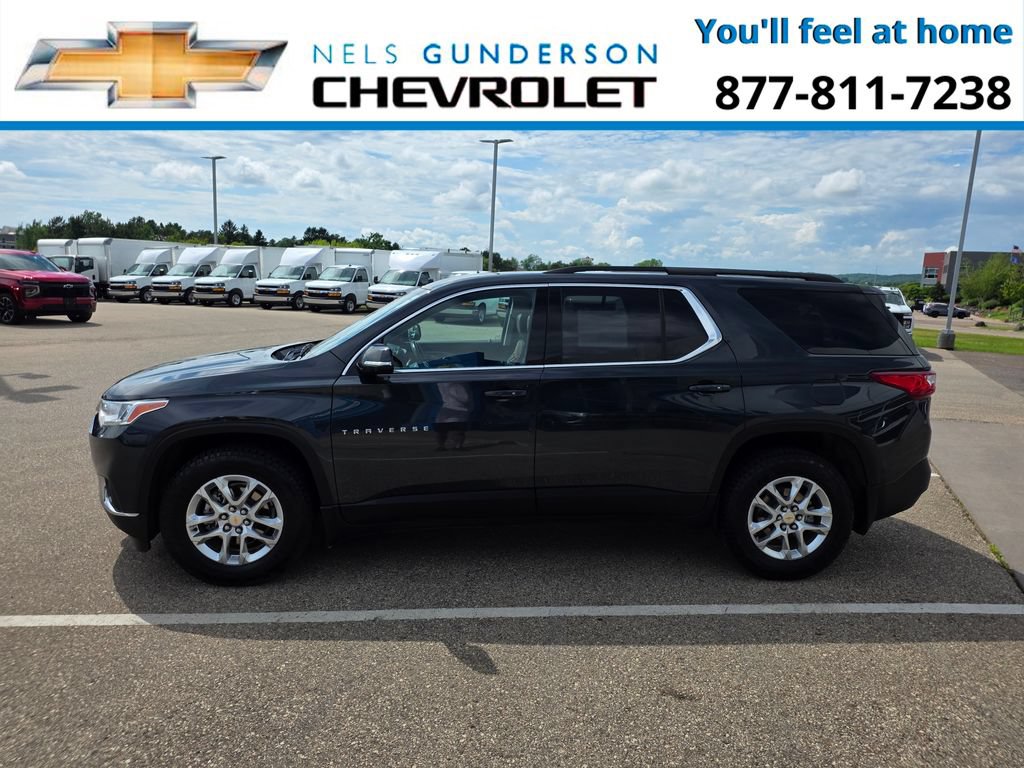 Used 2020 Chevrolet Traverse LT w/ Driver Confidence II Package AWD/4WD image 4