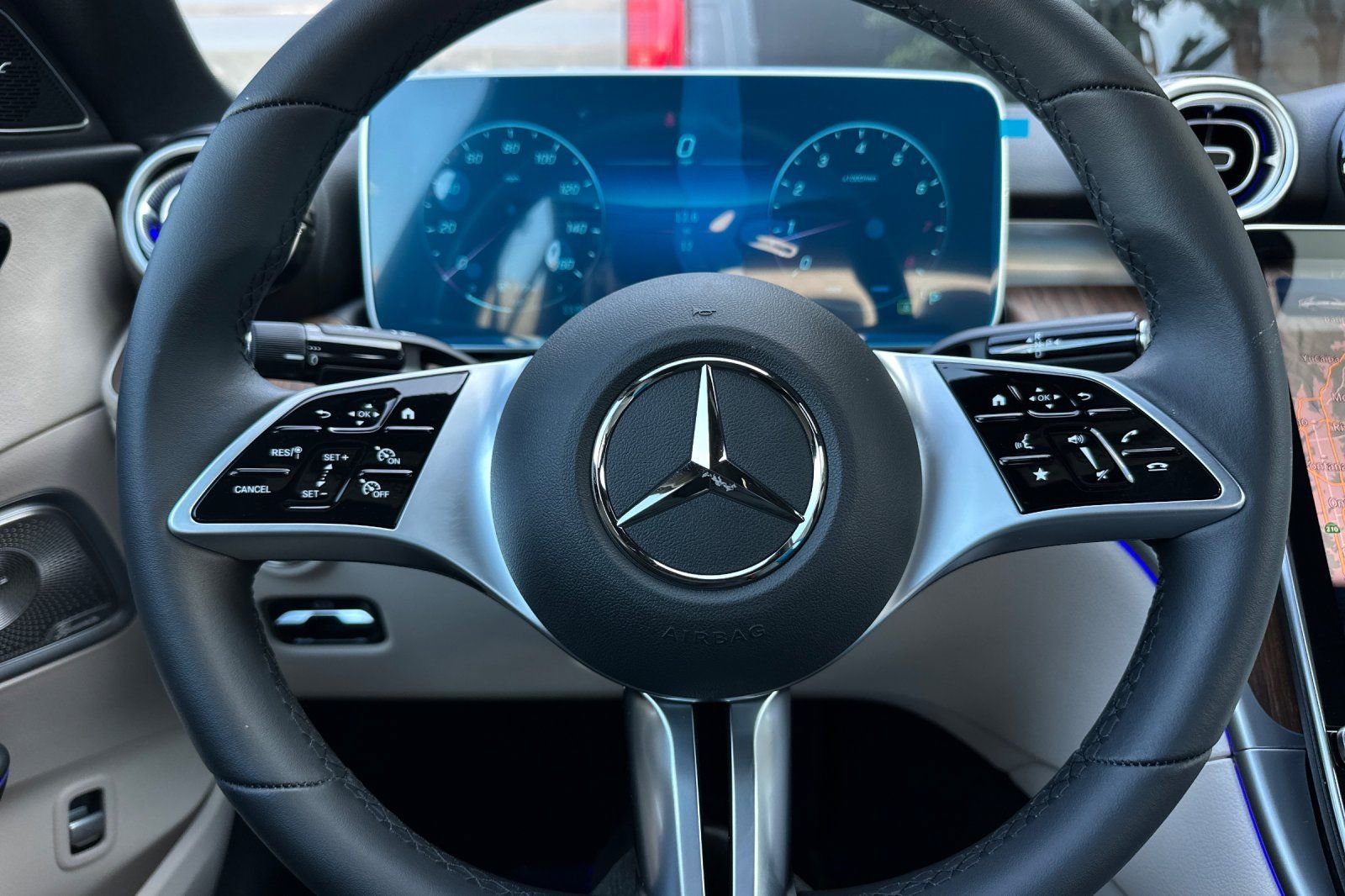 New 2025 Mercedes-Benz C 300 4MATIC Sedan image 22
