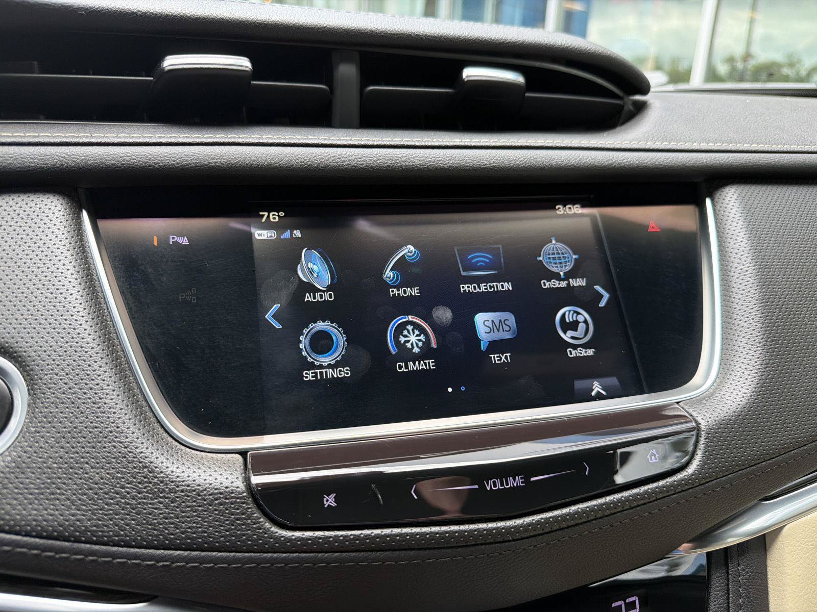 Used 2019 Cadillac XT5 FWD image 27