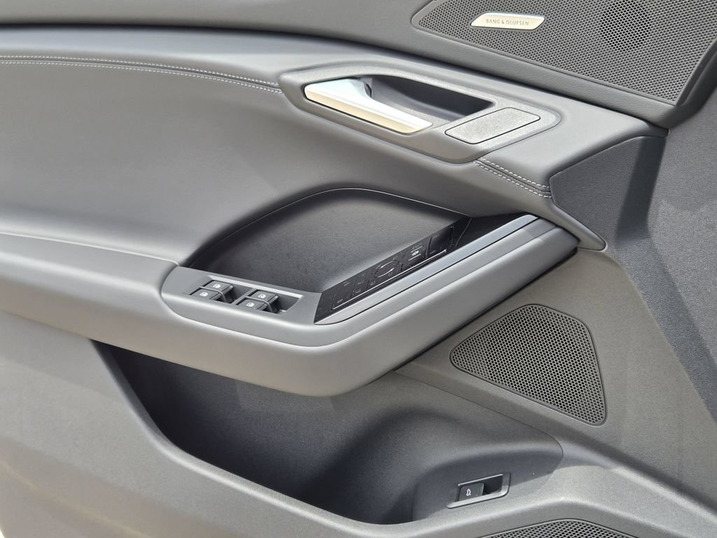 New 2027 Audi Q6 e-tron Premium Plus AWD/4WD image 31
