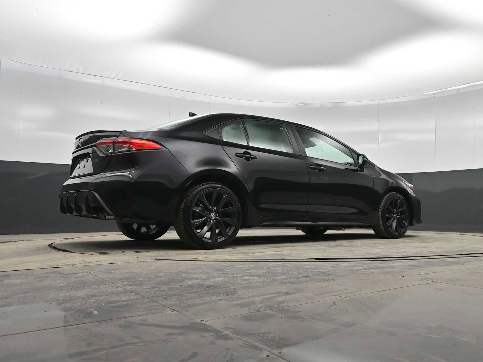 Used 2024 Toyota Corolla SE image 37