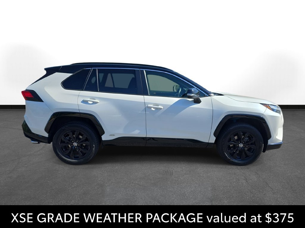Certified 2022 Toyota RAV4 XSE w/ XSE Grade Weather Package AWD/4WD image 5