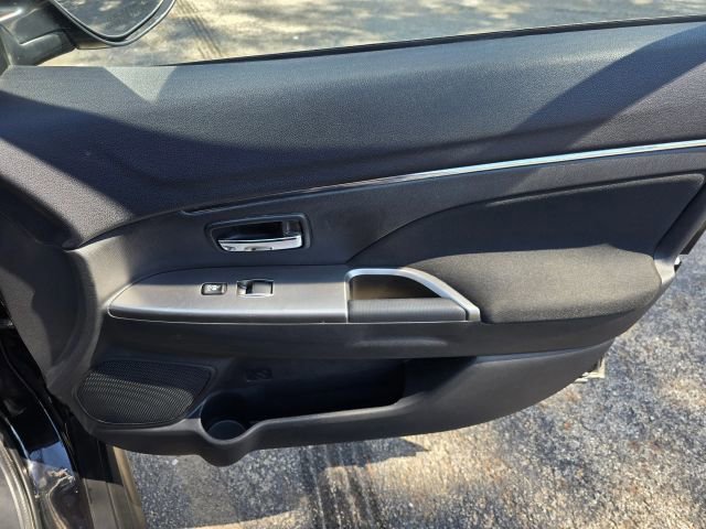 Used 2018 Mitsubishi Outlander Sport ES image 16