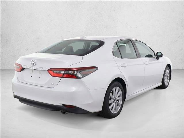 Used 2021 Toyota Camry LE FWD image 7